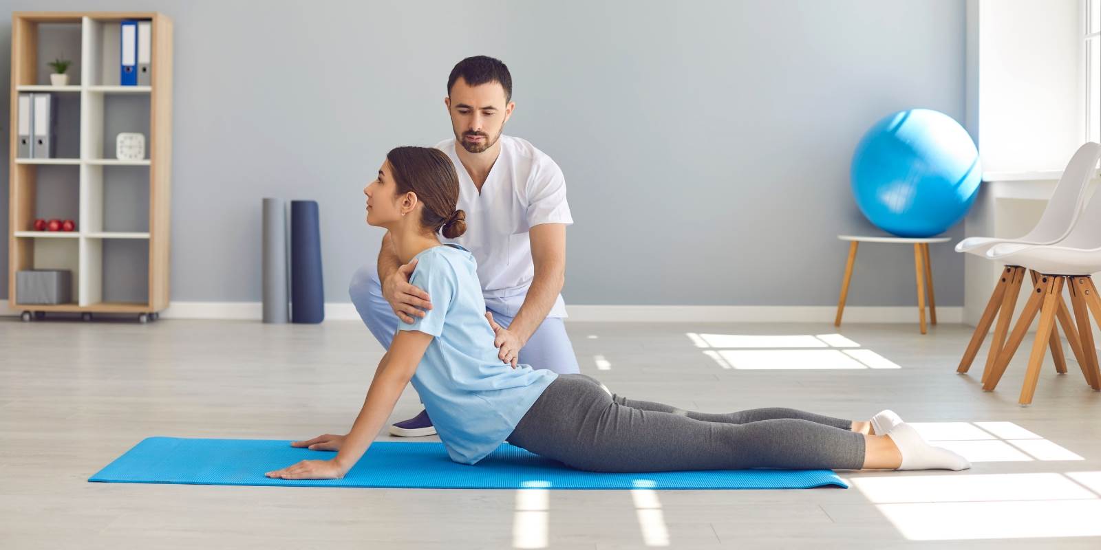 physiotherapie_kurz_erklaert_1600x800.jpg